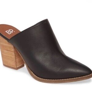 bp Women's Black Mules